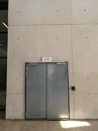 Text on door