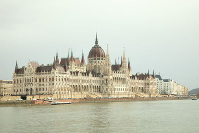 Hungarian parliament building 