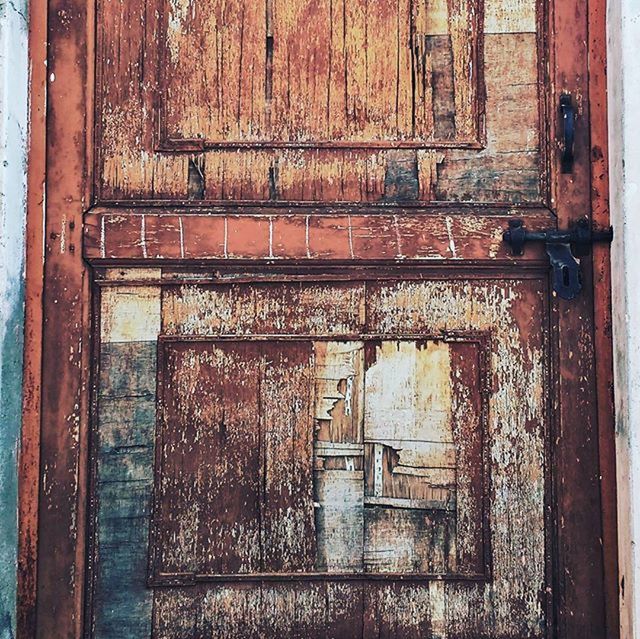 door, built structure, building exterior, architecture, old, closed, wood - material, weathered, wooden, protection, safety, full frame, house, close-up, security, wood, window, rusty, backgrounds, metal