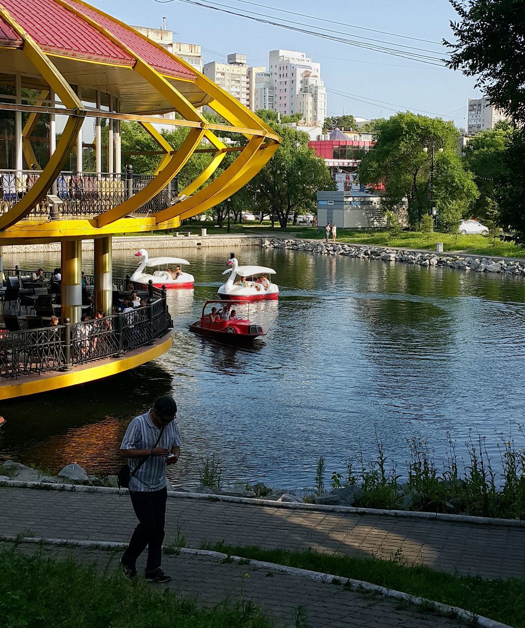 PEOPLE ON FOOTPATH IN CANAL