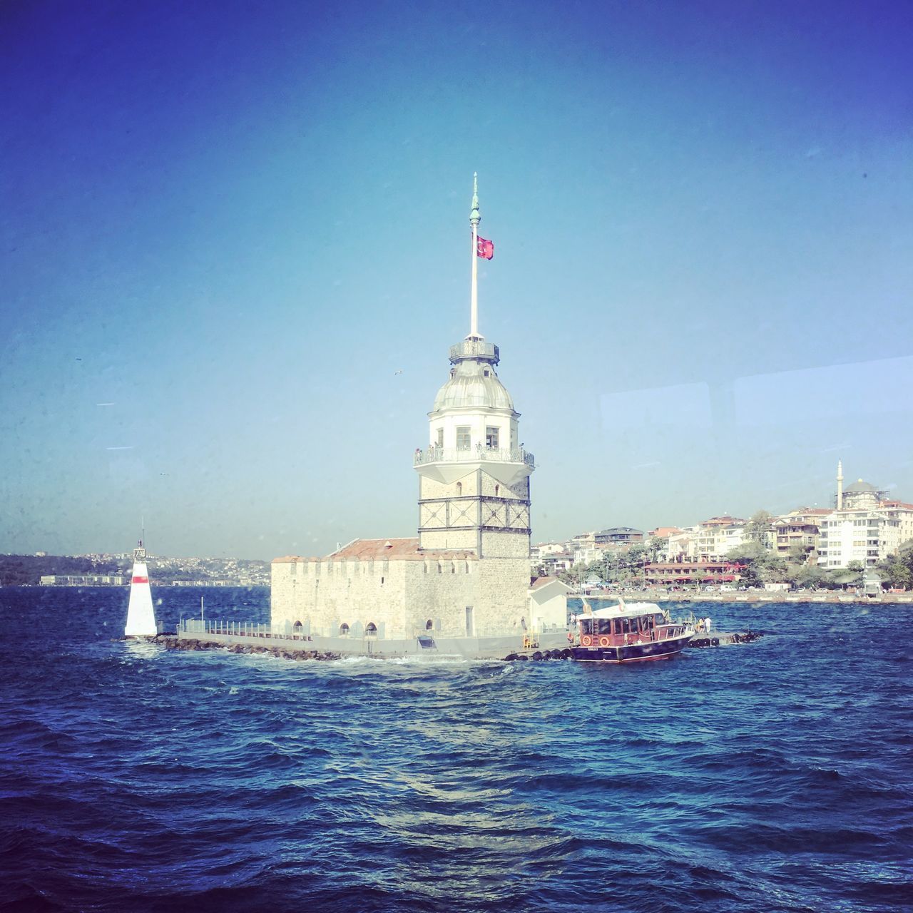 LIGHTHOUSE AT WATERFRONT