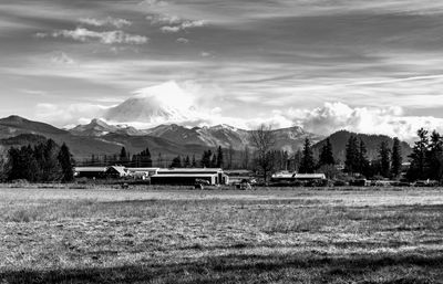 A view of the countryside and mount rainier in enumclaw, washington.