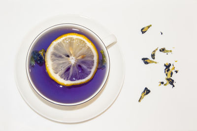 Directly above shot of lemon slice on table