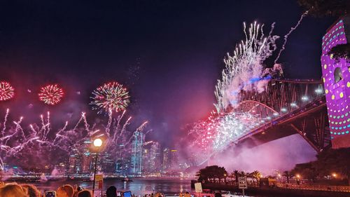 Fireworks on the sydney harbour bridge during new year's eve