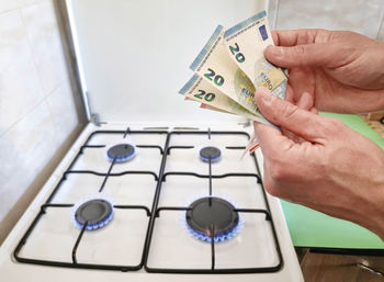 Energy efficiency with gas cooker and euro currency  the cost of natural gas is more expensive 