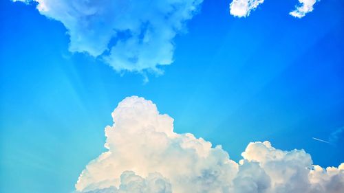 Low angle view of clouds in sky