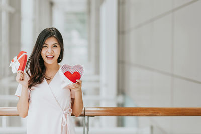 Portrait of a smiling young woman