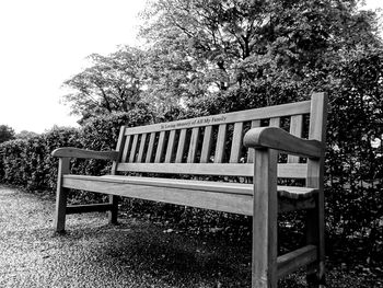 Empty bench in park