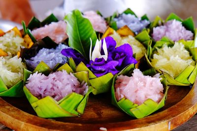 Close-up of glutinous rice in heavy syurup 