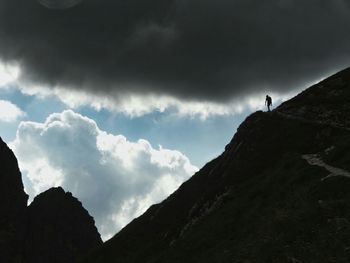 Low angle view of cloudy sky