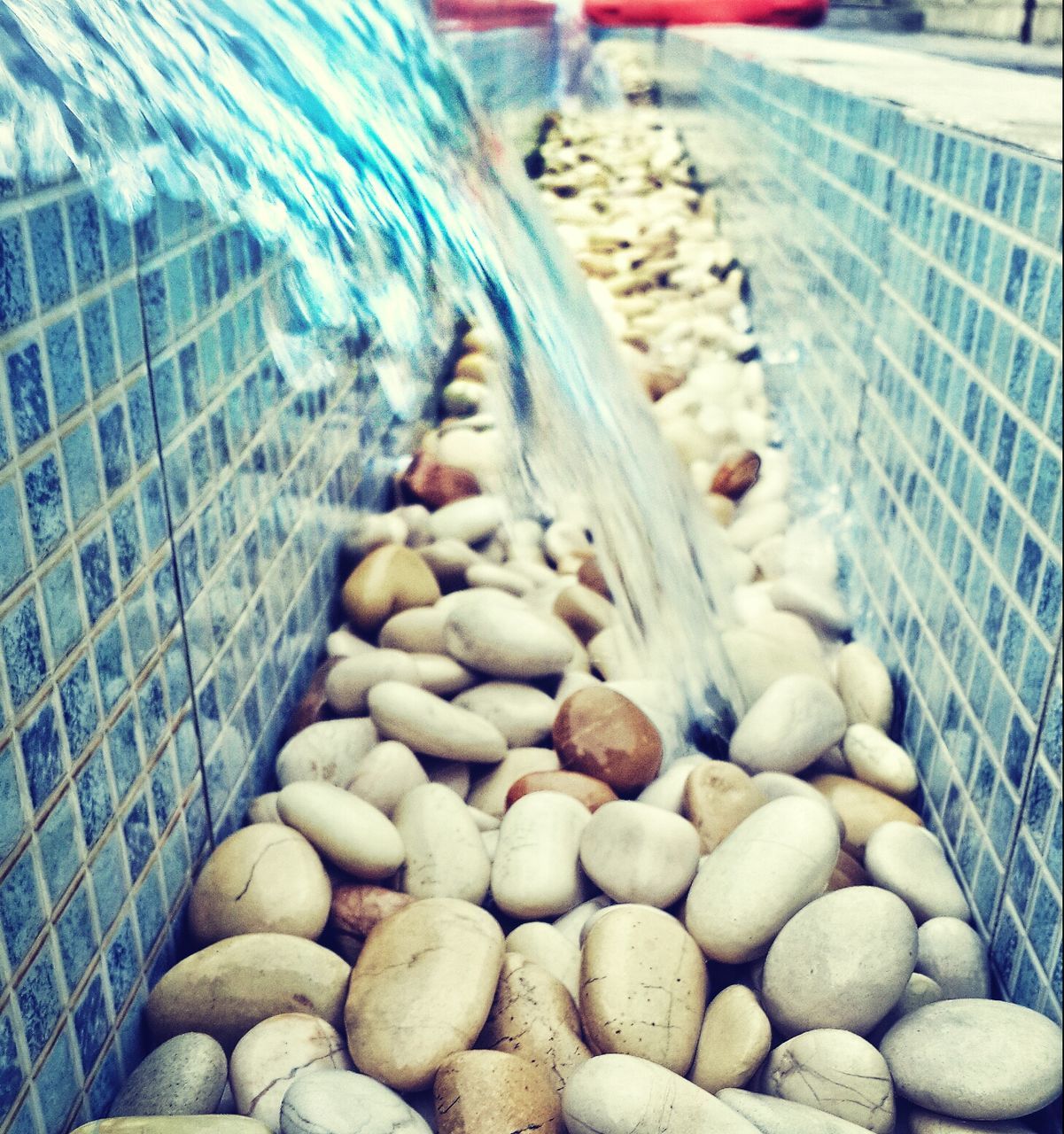 bird, abundance, large group of objects, day, animal themes, high angle view, stack, close-up, indoors, pebble, food and drink, no people, pattern, market, basket, heap, for sale, relaxation, feather