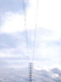 electricity pylon