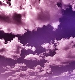 Low angle view of cloudy sky