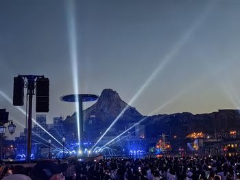 crowd