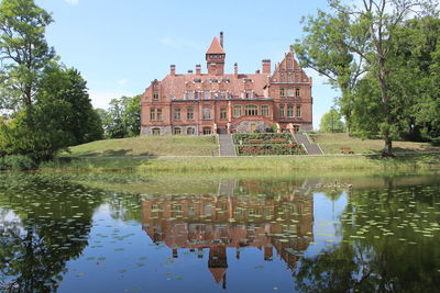 Reflection of building in lake