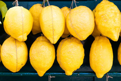 Close-up of lemons