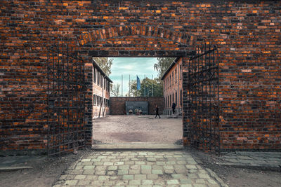 Execution wall courtyard, auschwitz birkenau concentration camp poland