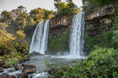 Scenic view of twin cascades in the parque nacional iguazu, argentina