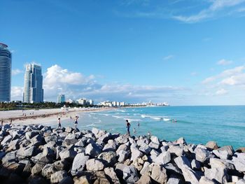 Panoramic view of sea against blue sky miami beach