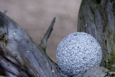 Bowl made of granite as geraden decoration