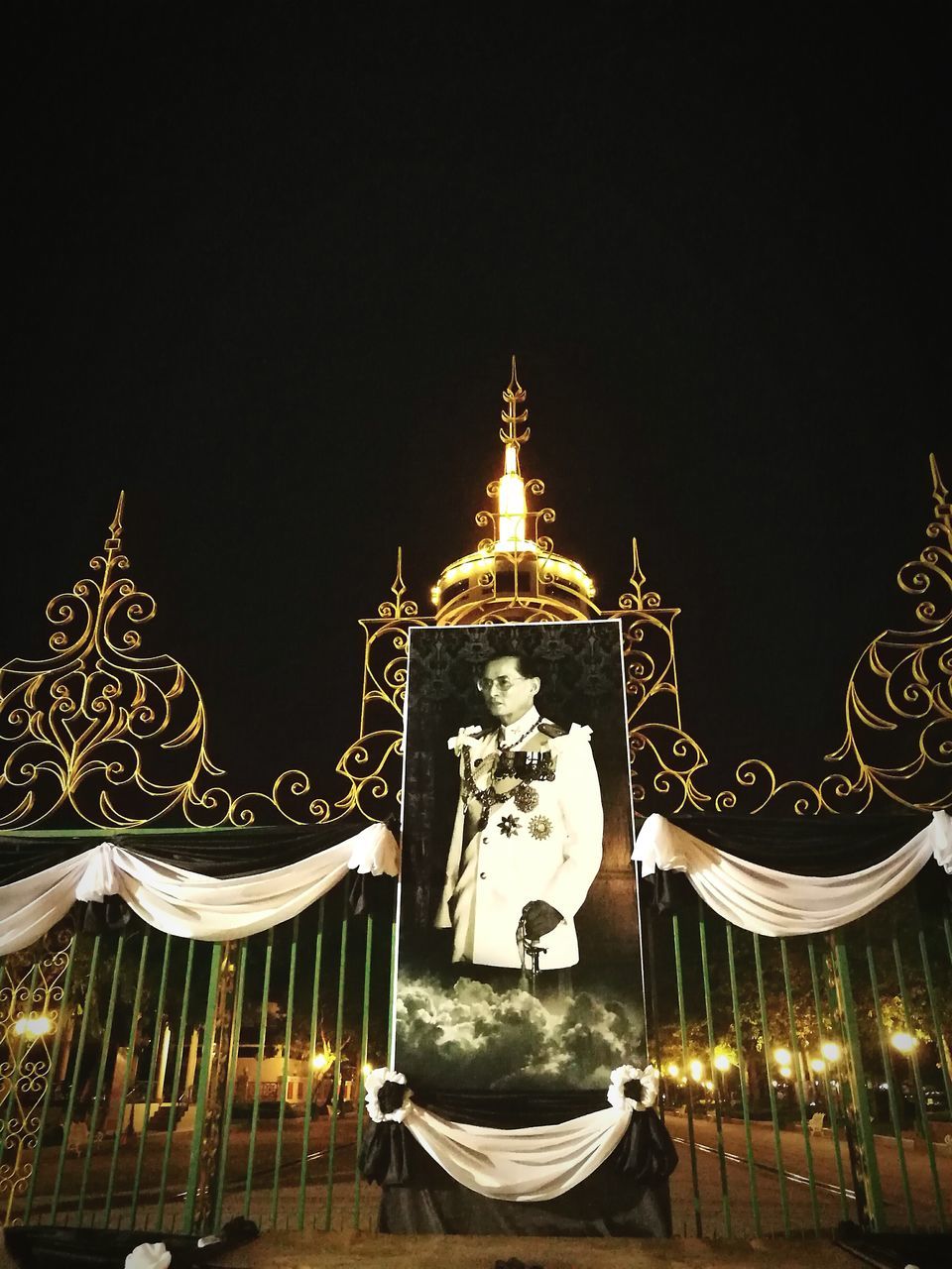 night, sculpture, statue, illuminated, place of worship, sky, history, facade, traditional, national landmark, famous place, spire