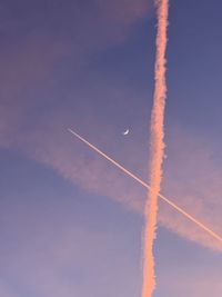 vapor trail