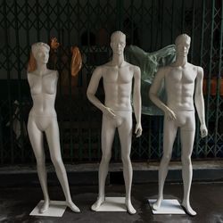 Statue of woman