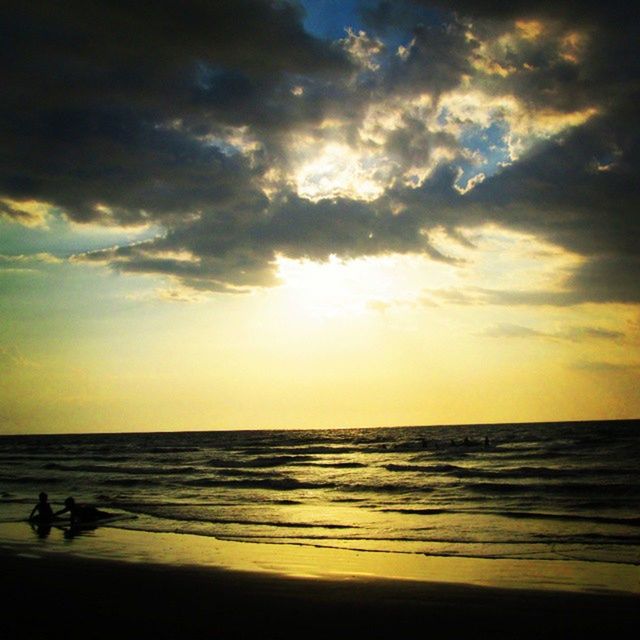 sea, beach, horizon over water, shore, sunset, water, sky, scenics, beauty in nature, tranquil scene, tranquility, sand, cloud - sky, idyllic, nature, wave, orange color, incidental people, vacations, cloud