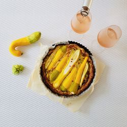A yellow courgette quiche