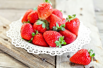 Close-up of strawberries in bowl on table