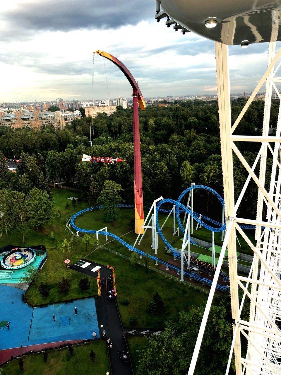 HIGH ANGLE VIEW OF PARK AGAINST SKY