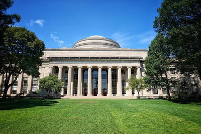 Mit front view