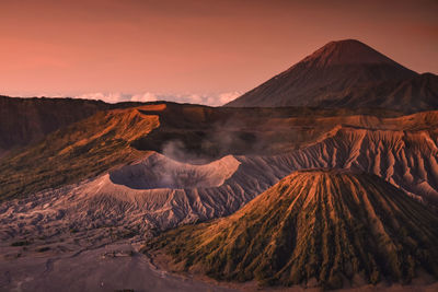 Landacape of mount bromo in early morning.