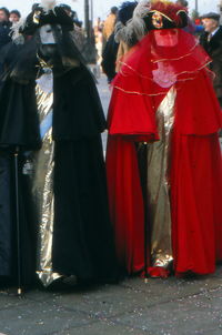 costume