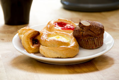 Close-up of cake in plate on table