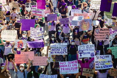 On the way to 8m, a feminist demonstration to commemorate international women's day. 