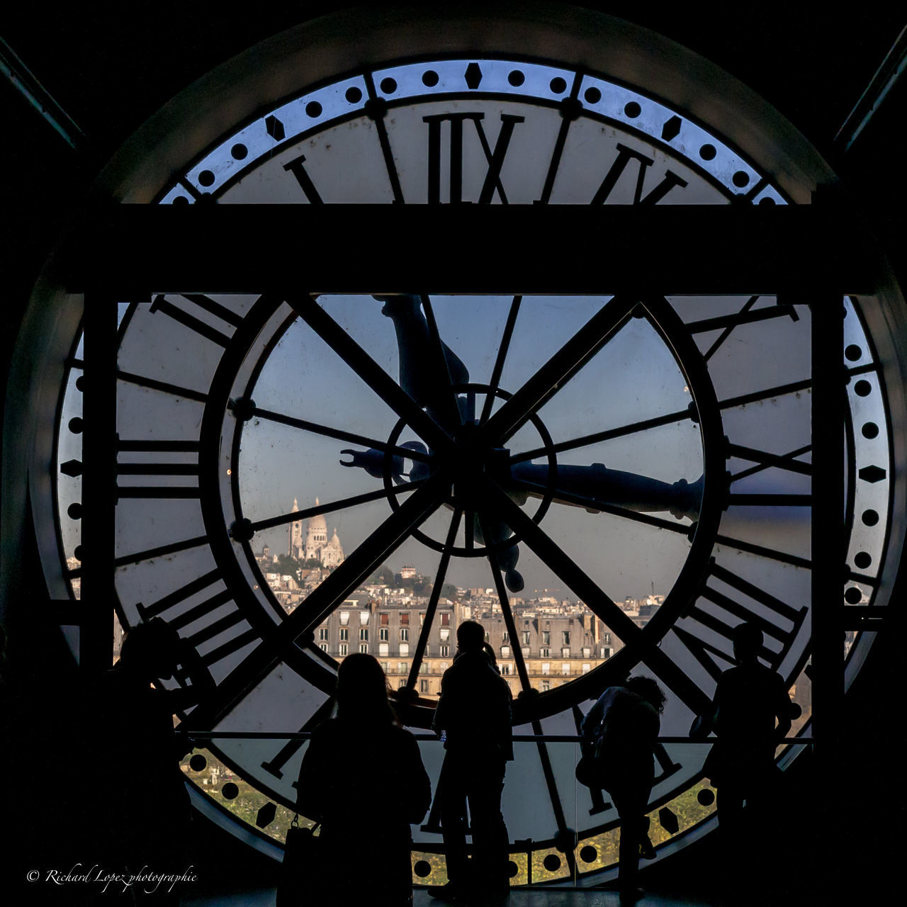 SILHOUETTE OF PEOPLE ON CEILING