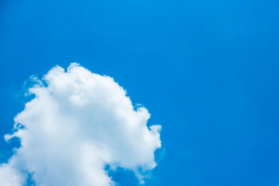 Low angle view of clouds in blue sky