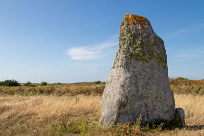 Menhir beg er goalennec, quiberon, department morbihan in brittany, france