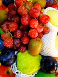 Close-up of grapes