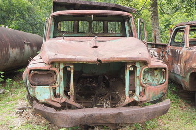 Old rusty car