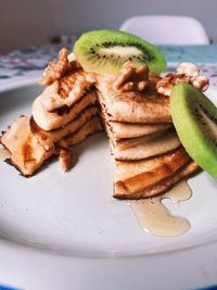 Kiwi pancakes