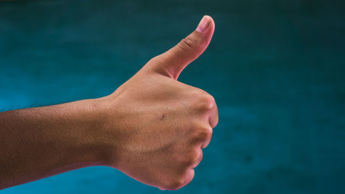 Close-up of human hand