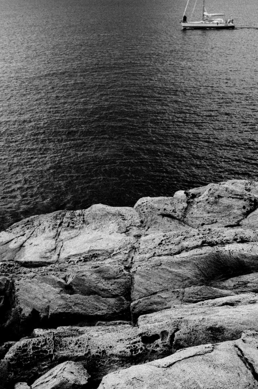 CLOSE-UP OF SEA AGAINST SKY