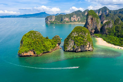 Panoramic view of bay against sky