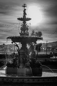 Statue against sky