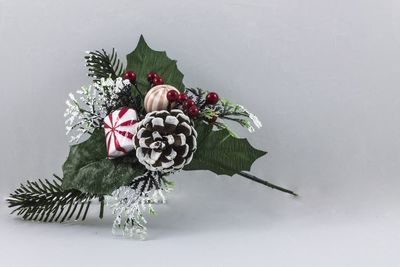 Close-up of rose bouquet against white background