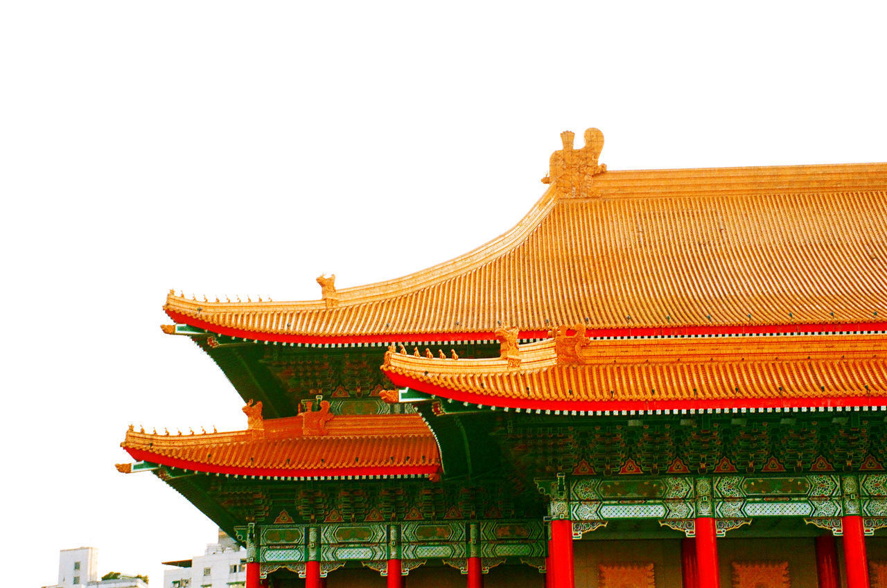 LOW ANGLE VIEW OF TEMPLE AGAINST SKY