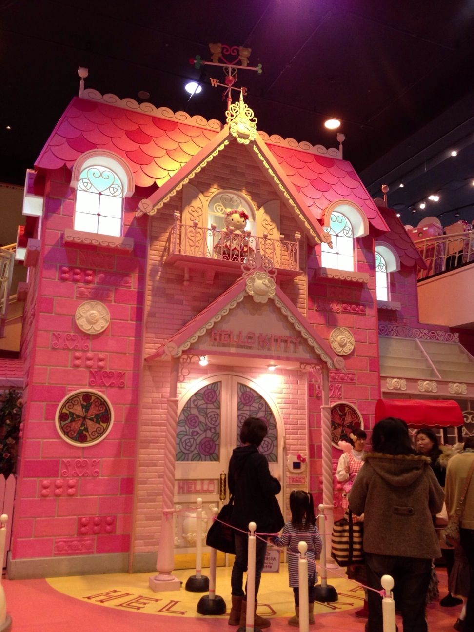 Hello kitty's house