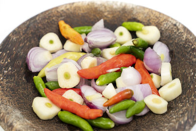 Close-up of chopped vegetables in bowl